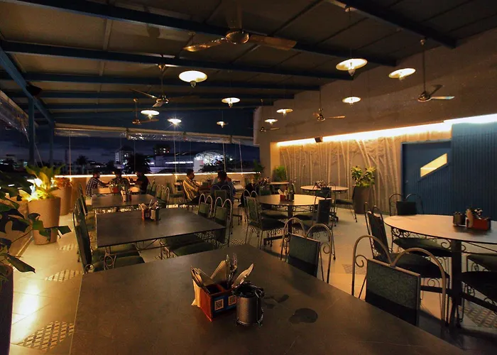 Park Residency Luxury Business Hotel Kochi