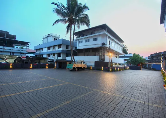 Park Residency Luxury Business Hotel Kochi