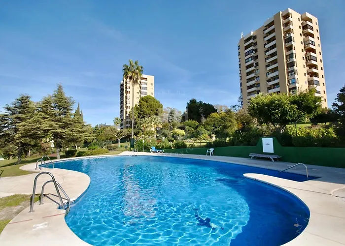 Torres De Aloha 2 Bdr Puerto Banus Apartment Marbella