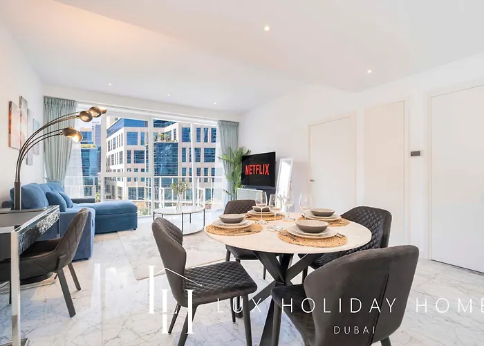 Lux The Pad Executive Suite Canal View 4 Dubai