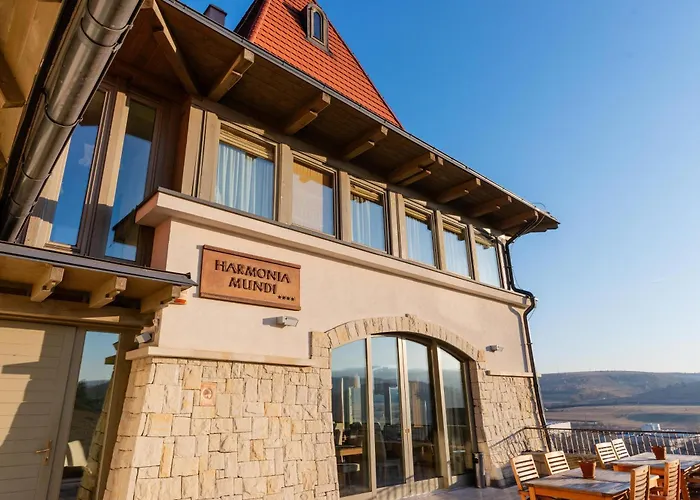 Harmonia Mundi Hotel Vlaha