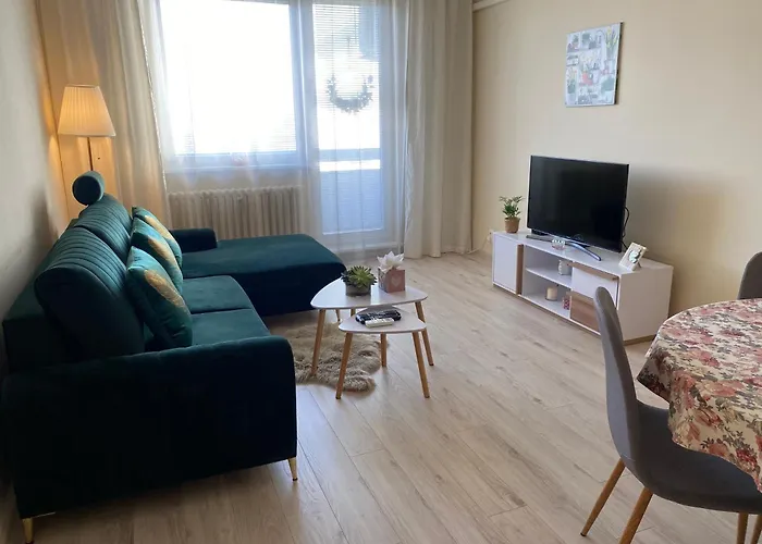 City Apartment Piest'any