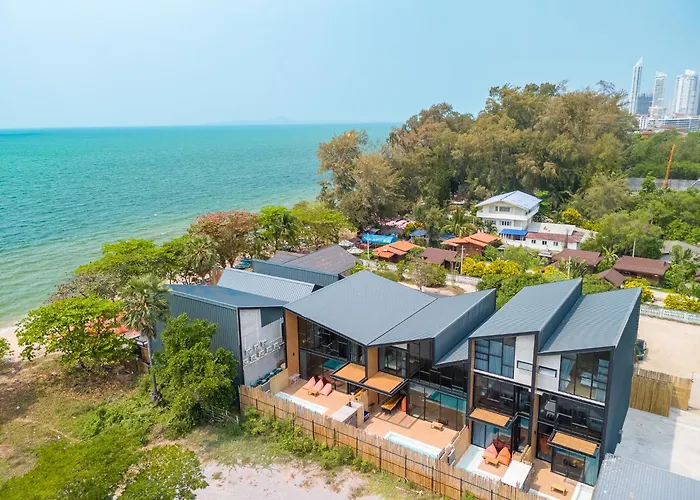 Dojo Poolvilla Beach Resort - Private Beach Villa- Na Chom Thian