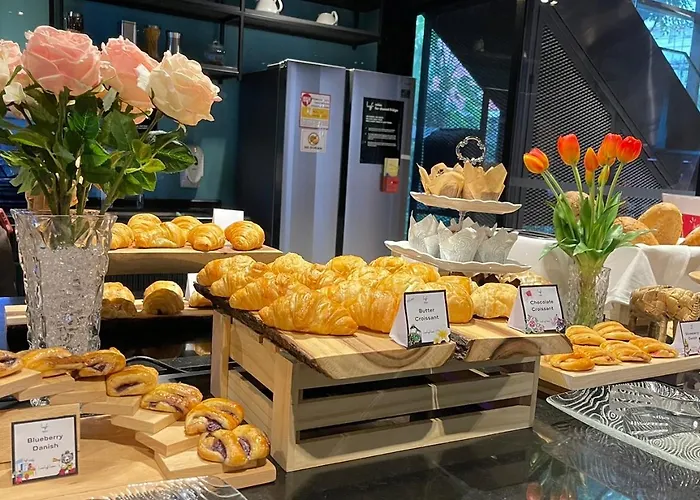 Lyf Sukhumvit 8 Bangkok Hotel