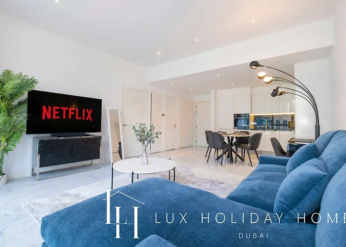 Lux The Pad Executive Suite Canal View 4 Dubai