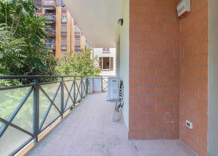 Elegante A 500 Mt Da M4 Con Wifi E Ac Apartment Milan