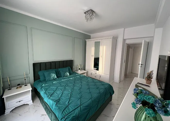 Luxe Central Apt: Free Parking Oradea