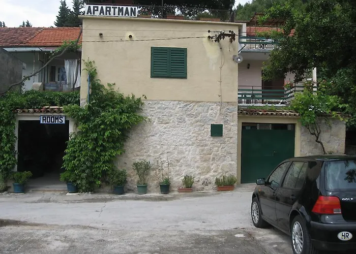 Apartments Darinka Skradin