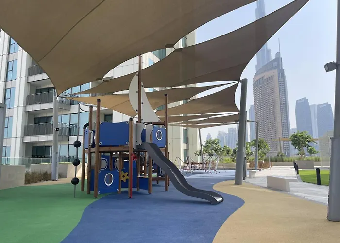 3Br Facing Dubai Mall 5 Min Walk To Burj Khalifa