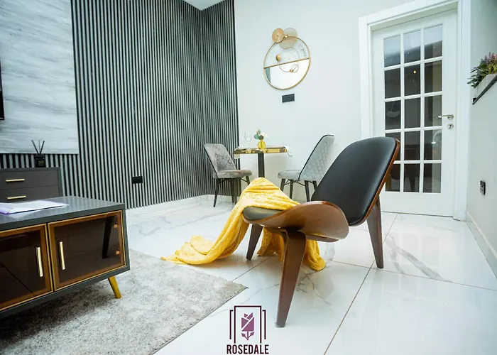 2-Bedrm Urban Elegance At The Rosedale Apartments Accra