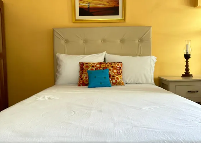 Shades Of Summer Apartments In Negril With Kitchen