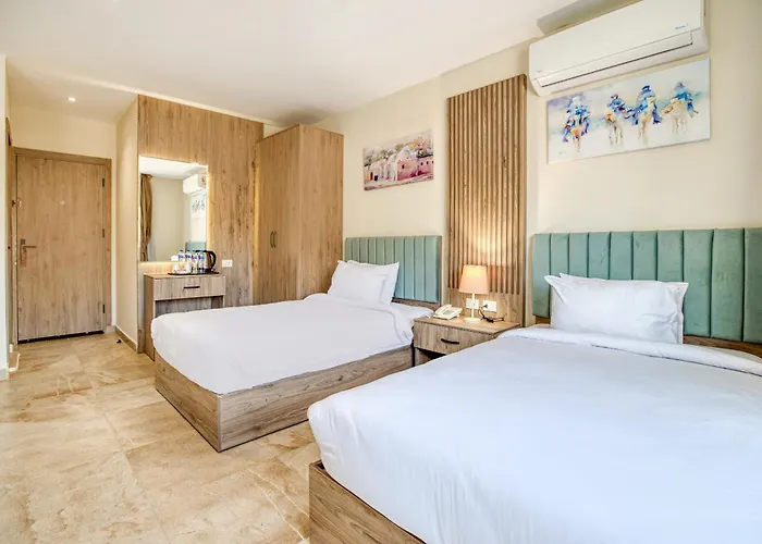 Soul Pyramids View Hotel Kafret el-Gabal