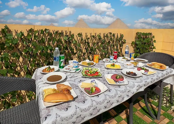 Alaskapyramidsview Kafret el-Gabal