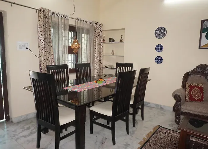 Luxurious 3Bhk Urban Retreat Homestay Jaipur