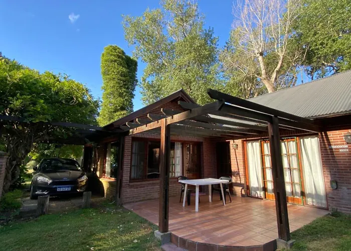 Casa Chalet Encuentros 1998 Ubicada A 1 Cuadra Del Mar Carilo