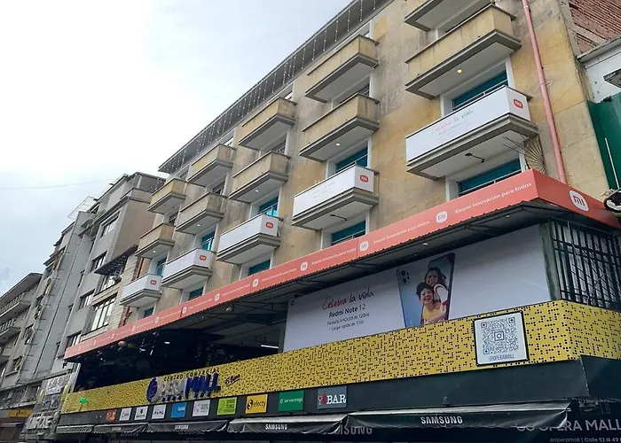 Hotel Opera, Centro Medellin, Entertainment,Y Bar, Solo Adultos