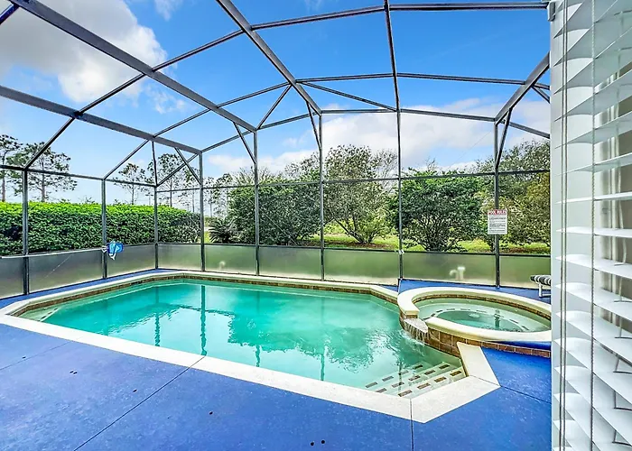 Spacious Home Near Disney W Pool & Spa Orlando