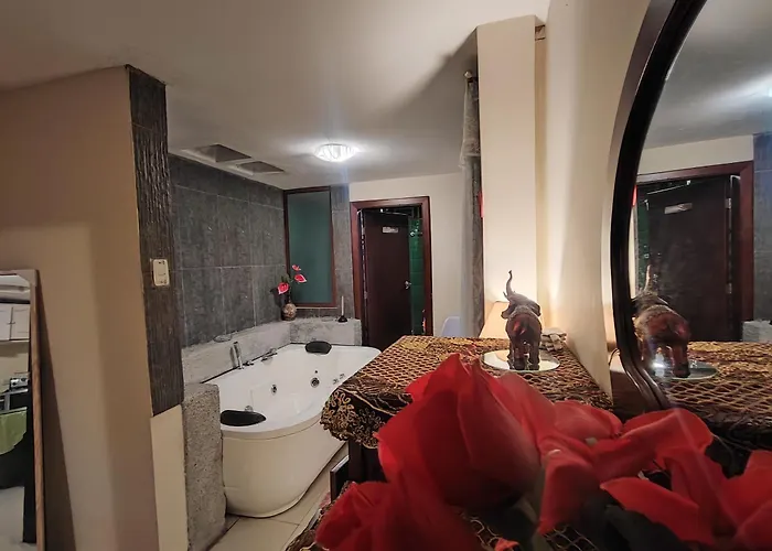 Turi Suite Con Jacuzzi, Centro De La Ciudad Banos 