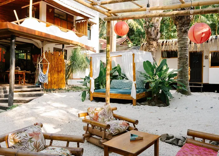 Salty Enthusiasts Share House & Villas Playa Santa Teresa 