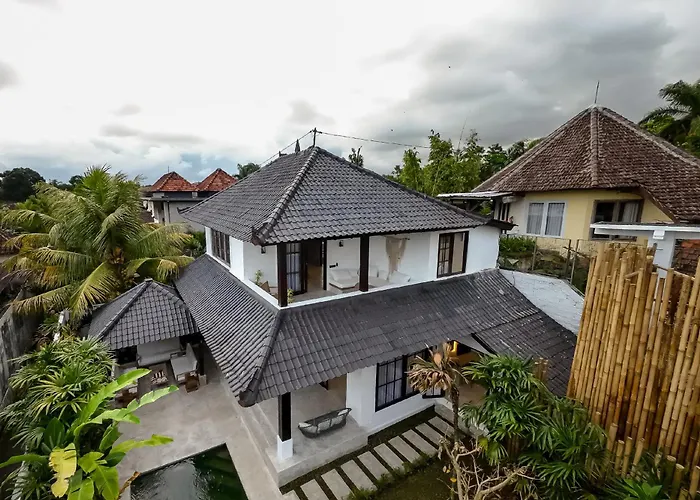 Putri Salju Villa By Evdekimi - Scenic Terrace In The Artistic Heart Of Ubud
