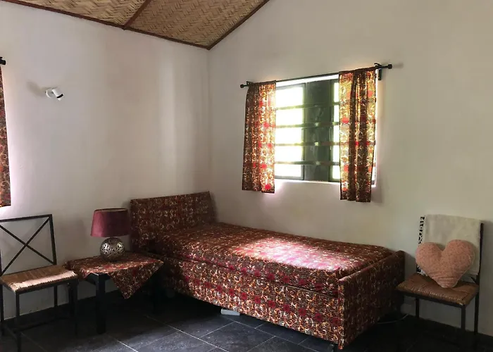 Karamaluu Garden Lodge Gunjur