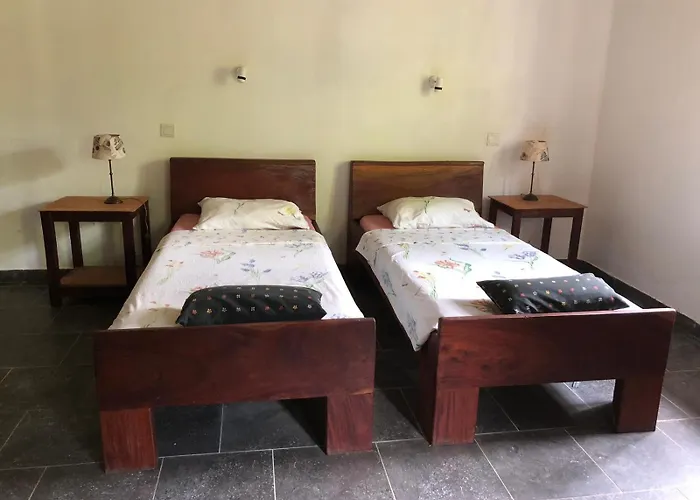 Karamaluu Garden Lodge Gunjur