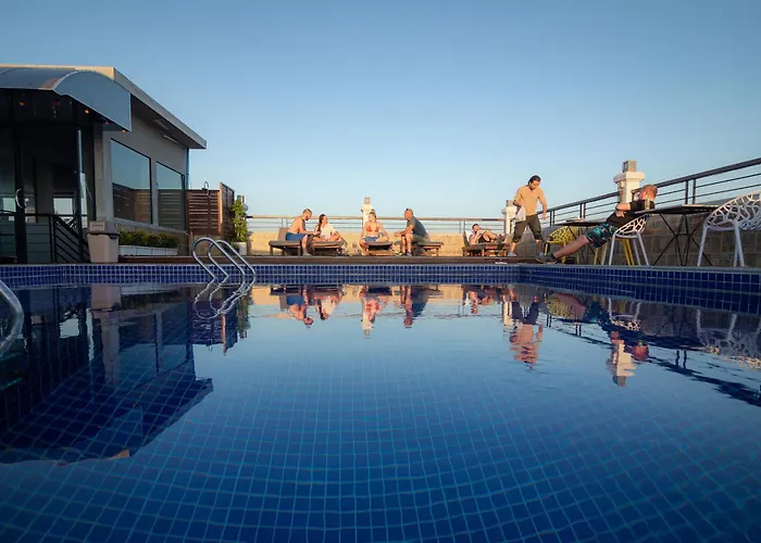 Pooltop Phnom Penh