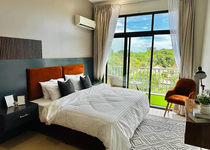 Luxury Home 75”Tv, 5Mins From City Center & Beach Dar es Salaam