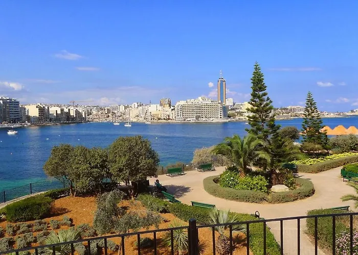 Sliema 2Br Great Location With Terrace Apartment
