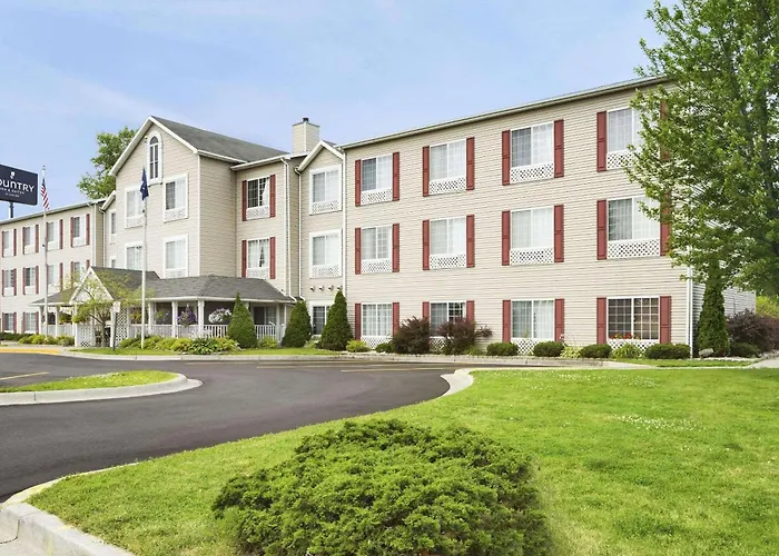 Country Inn & Suites By Radisson, Grand Rapids Airport, Mi Cascade