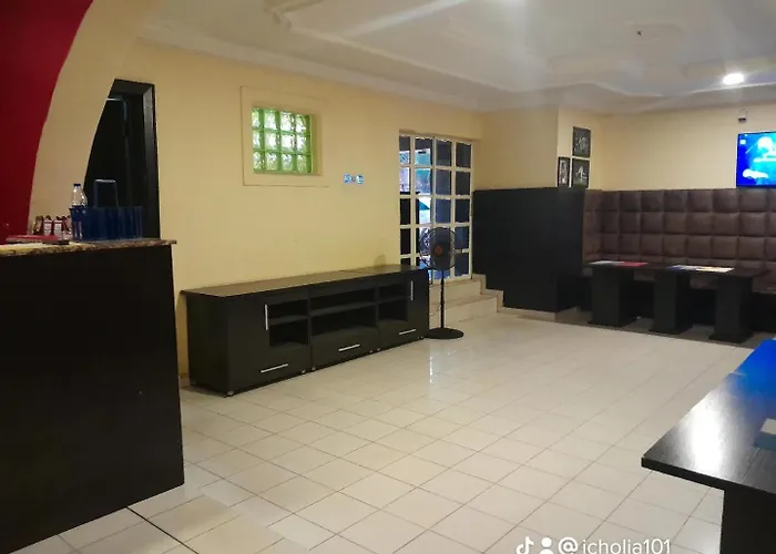 Winstons Place Hotel Onitsha 