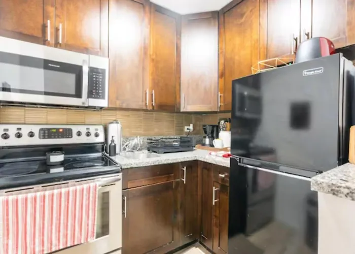 Tropical Oasis Getaway Apartment Miami Beach