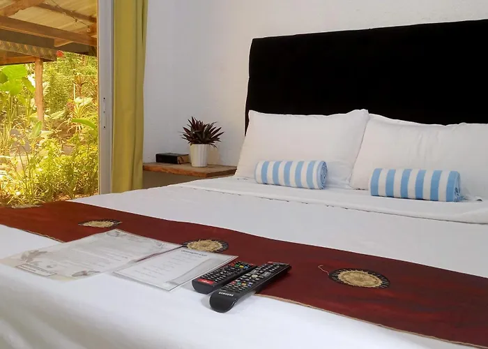 Baywalk Suites Batangas Laurel