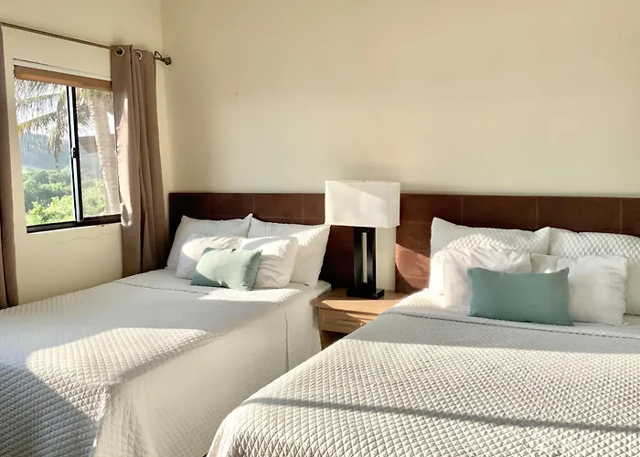 Paradise Surf Hotel San Miguel