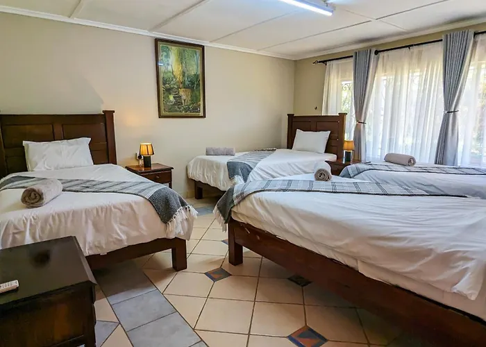 Zambezi Family Lodge - Leopard Room Victoria Falls
