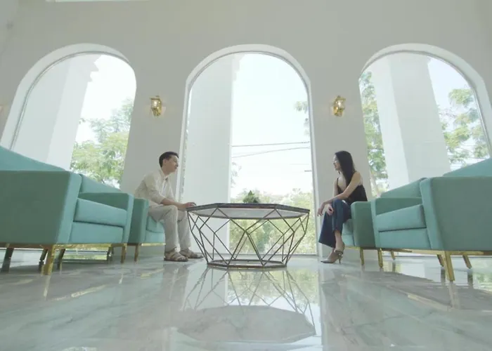 Rhm Luxury Hotel And Suite Danang