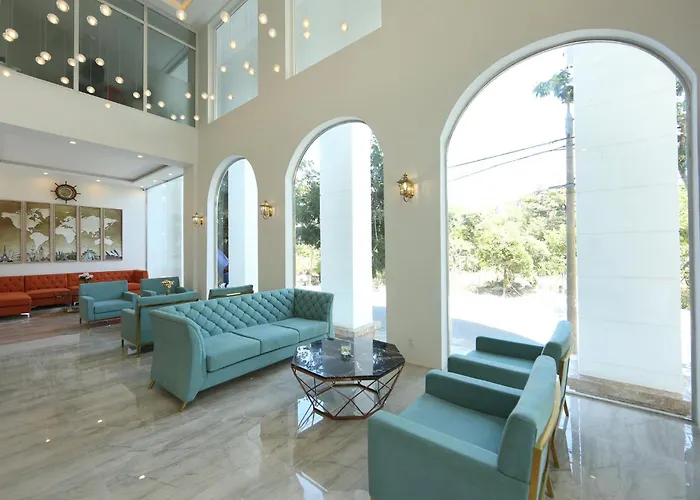 Rhm Luxury Hotel And Suite Danang