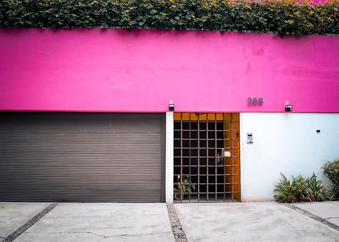 Hostal Cuija Coyoacan Berlin 268 Coyoacan Mexico City