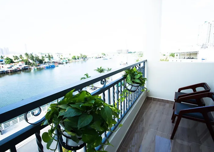 Palm City Luxury Stay Nha Trang
