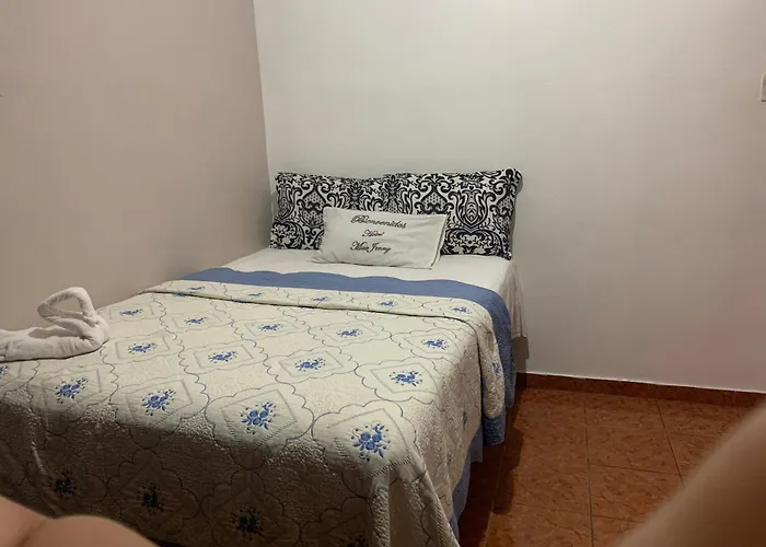 Hotel Marjenny Copan