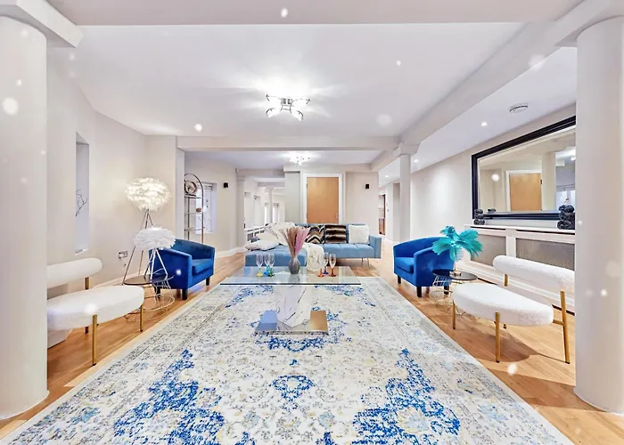 Ultra Massive House By Hyde Park Apartment London