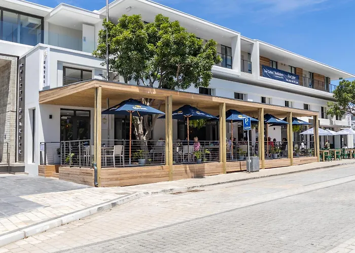 Plett Quarter Hotel - Lion Roars Hotels & Lodges Plettenberg Bay