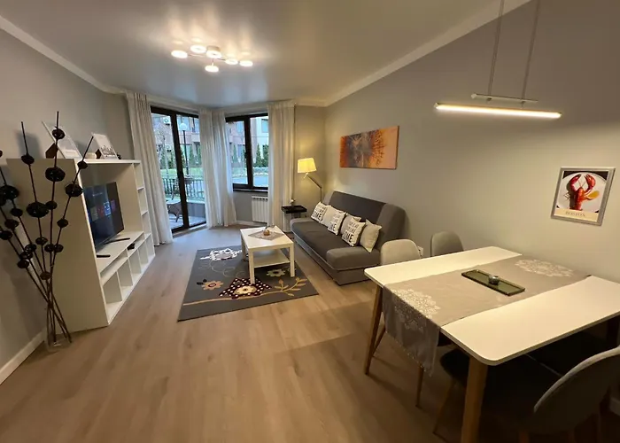Boston Cozy Elegant Family Apt W Parking Near Nsa Sofia