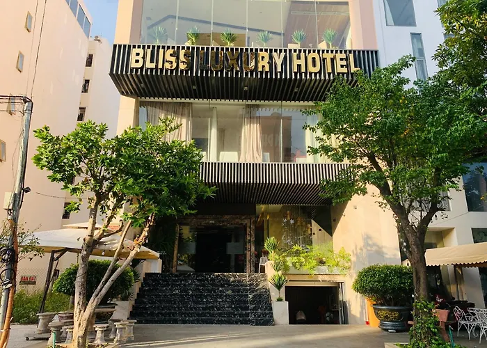 Bliss Luxury Hotel Danang