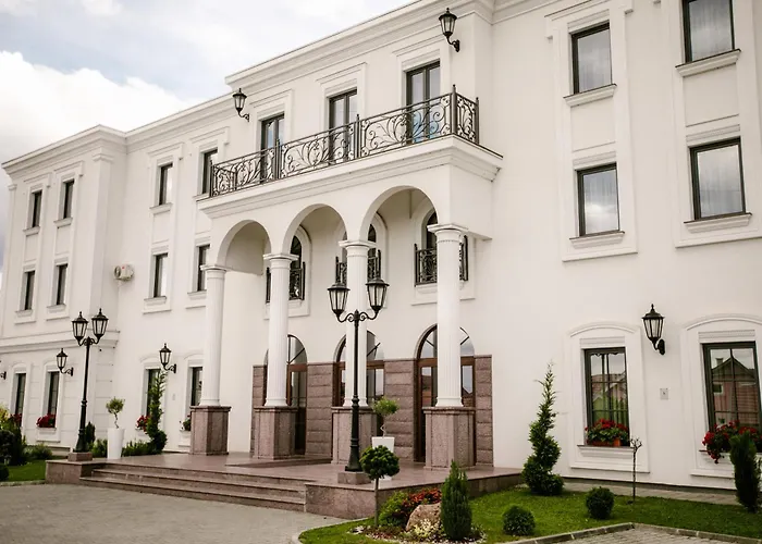 Apartments & Rooms Beli Dvor Cacak
