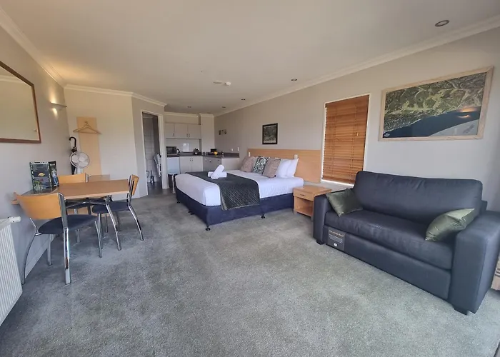Hotel Lake Brunner Greymouth