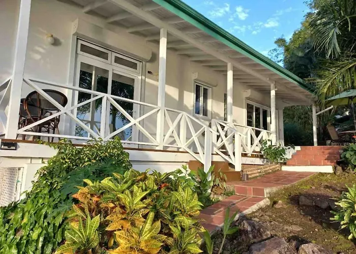 Amazing Mountain Top Home With Stunning Views Marigot Bay