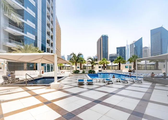 Ultimate Stay - 1Br Pool & Marina Views High Floor Near Jumeirah Beach Dubai