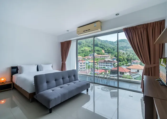 Chic Condominium By Redfox Hospitality Karon