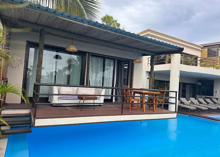 Le Gite Du Bonheur Guest House & Car Rental Tamarin